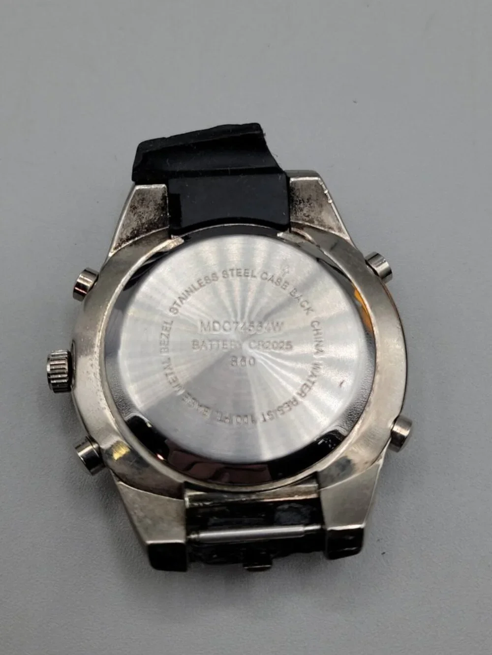 Tachymeter Water Resistant Mens Quartz Watch MDC74565W 47mm Needs A Band